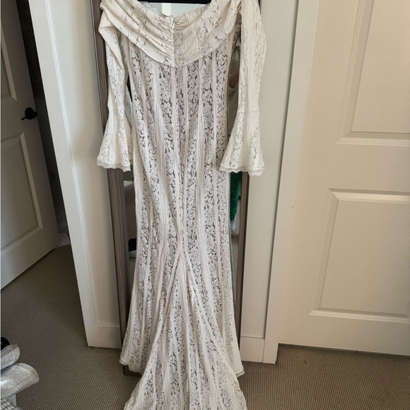 House of CB Belle Off The Shoulder Mermaid Gown - Picture 6 of 9